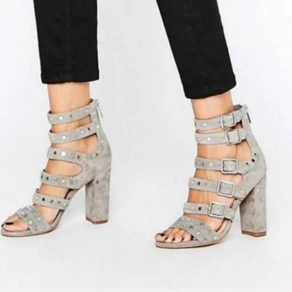 🆕SAM EDELMAN York Stud Suede Heel
